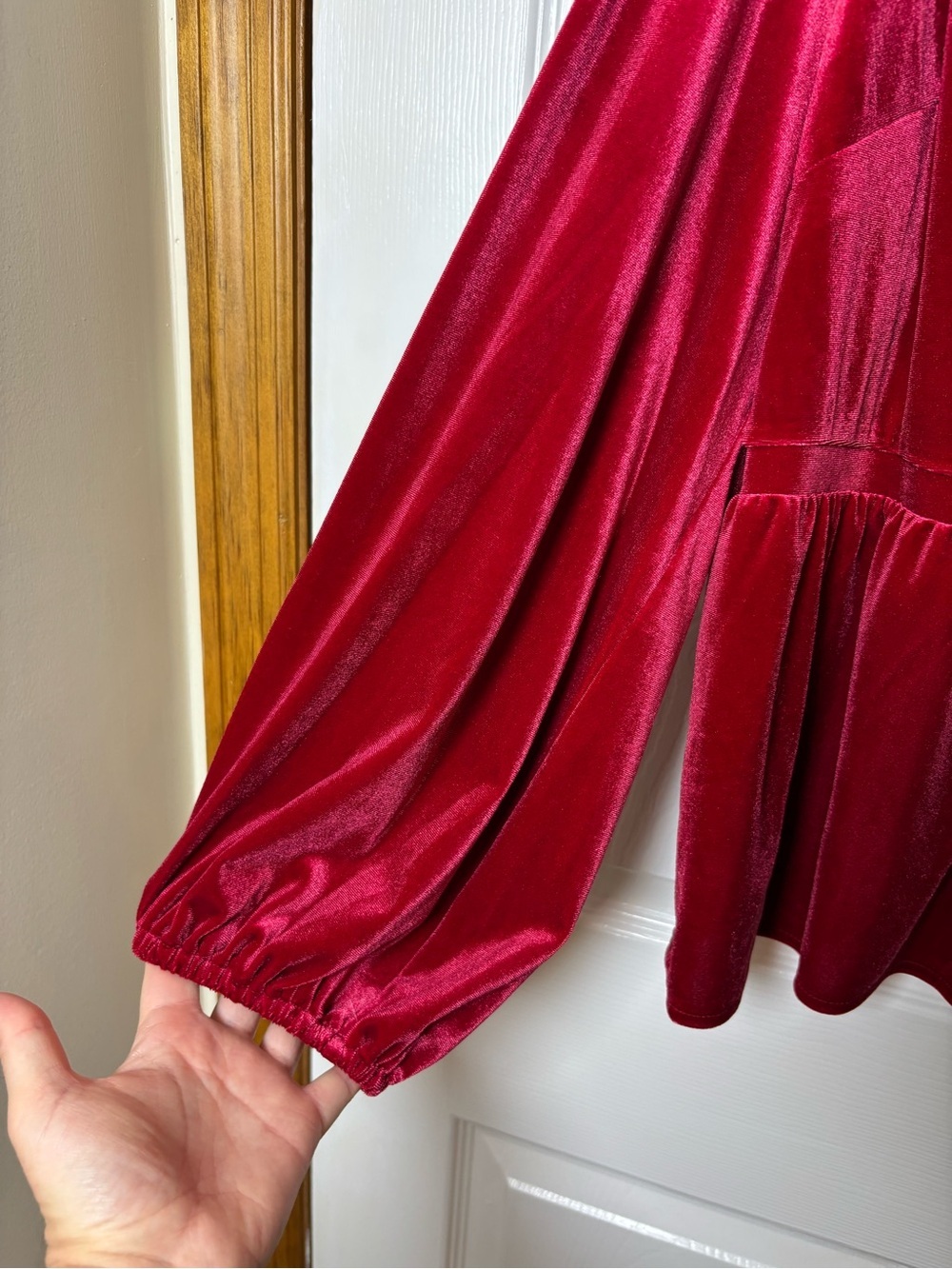 Old Navy Red Velvet Babydoll Peplum Blouse Top Women 2X Velour Holiday Flowy NEW - Picture 5 of 9